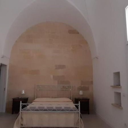Casa Vacanze Laura S/C Лечче Экстерьер фото