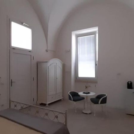 Casa Vacanze Laura S/C Лечче Экстерьер фото