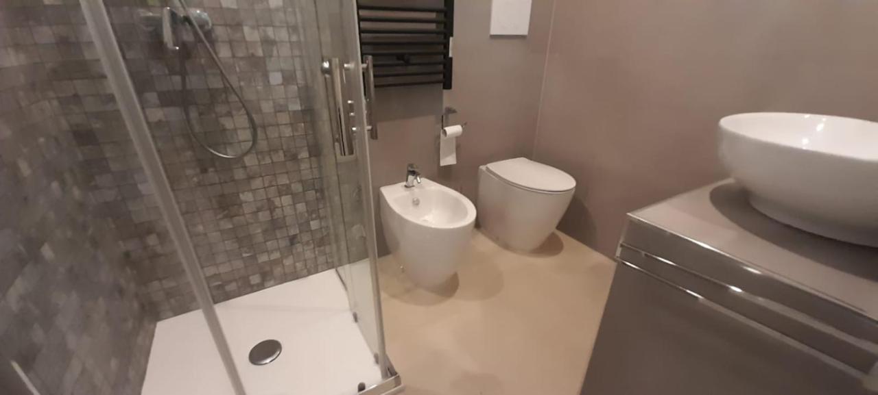 Casa Vacanze Laura S/C Лечче Экстерьер фото